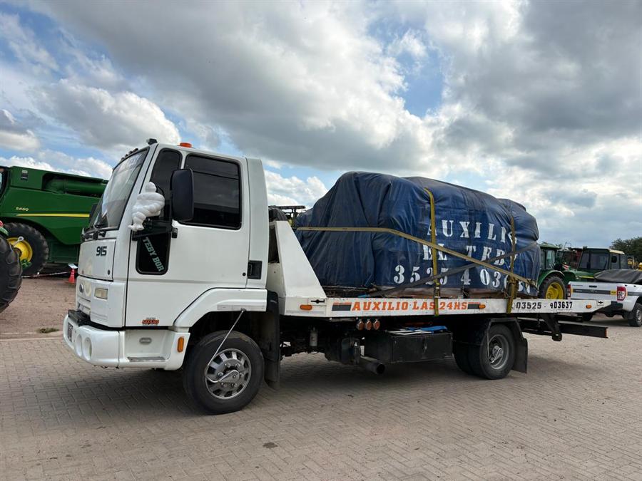 Camión de auxilio El Teby, Ford Cargo 915, en Jesús María, Córdoba